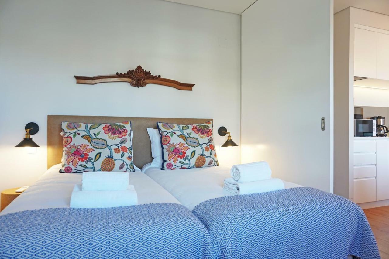 Porto View By Patio 25 Apartment บีลาโนวาเดกายา ภายนอก รูปภาพ
