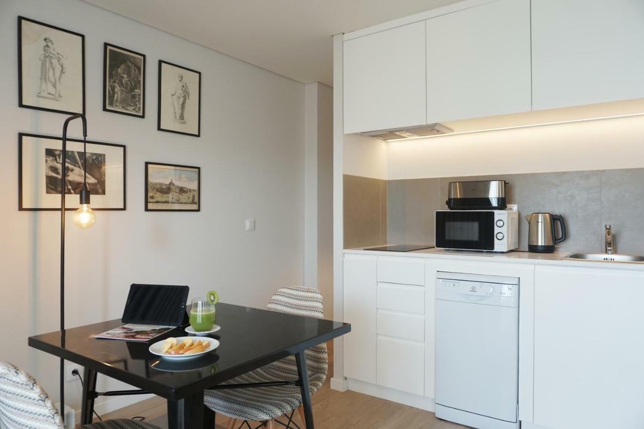 Porto View By Patio 25 Apartment บีลาโนวาเดกายา ภายนอก รูปภาพ